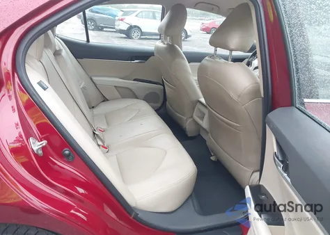 2020 Toyota Camry Le from USA, damaged, VIN 4T1C11AKCLU379582